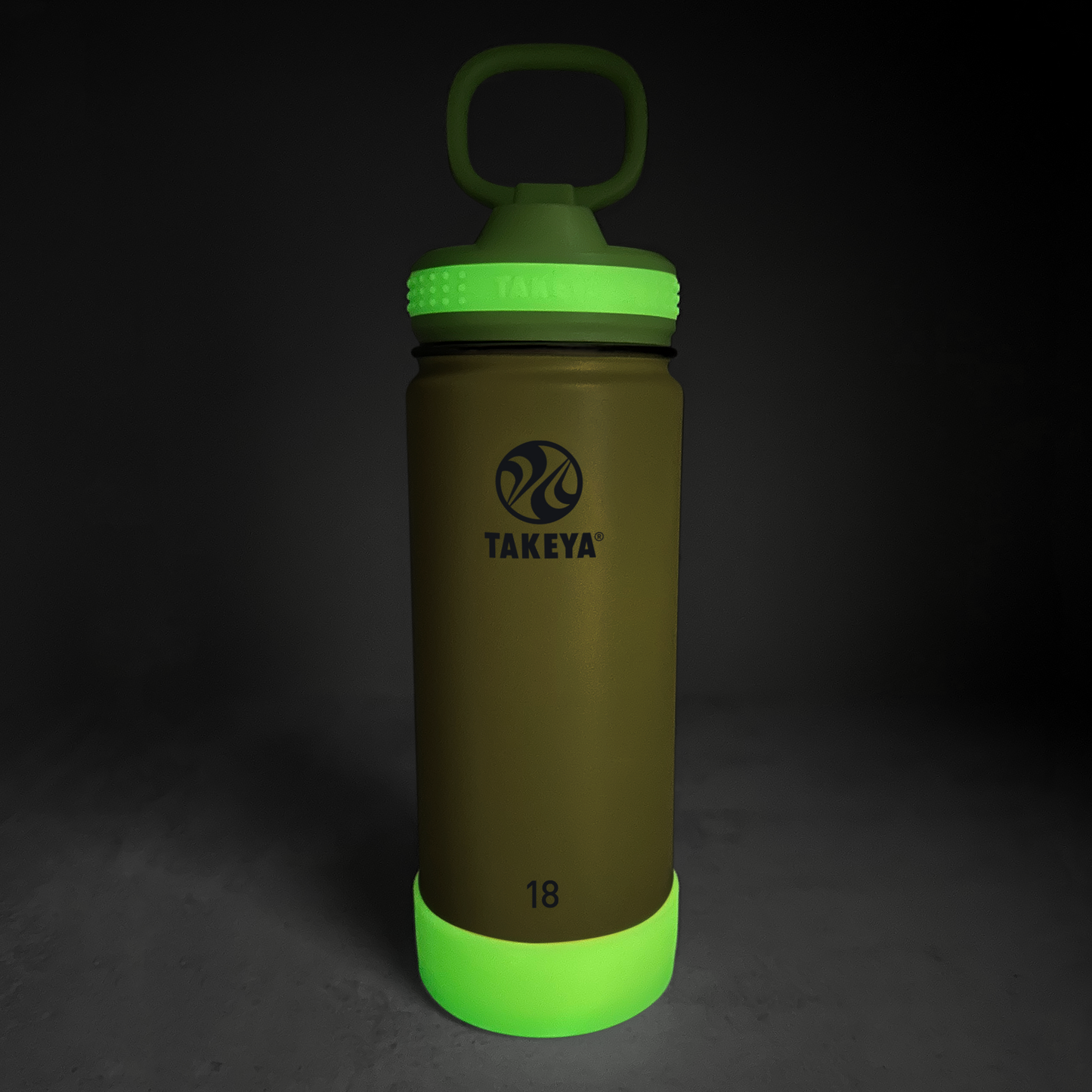 actives-kids-glow-in-the-dark-water-bottle-with-straw-lid-b1 51075-Actives-Kids-Straw-18-GID-LightningGreen-dark-V2.png